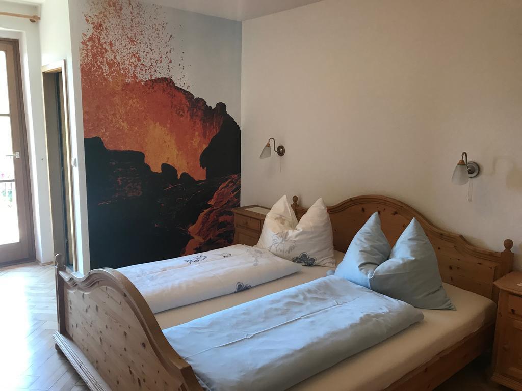 Winzerhof Familie Kloeckl Apartment Kloch Bagian luar foto